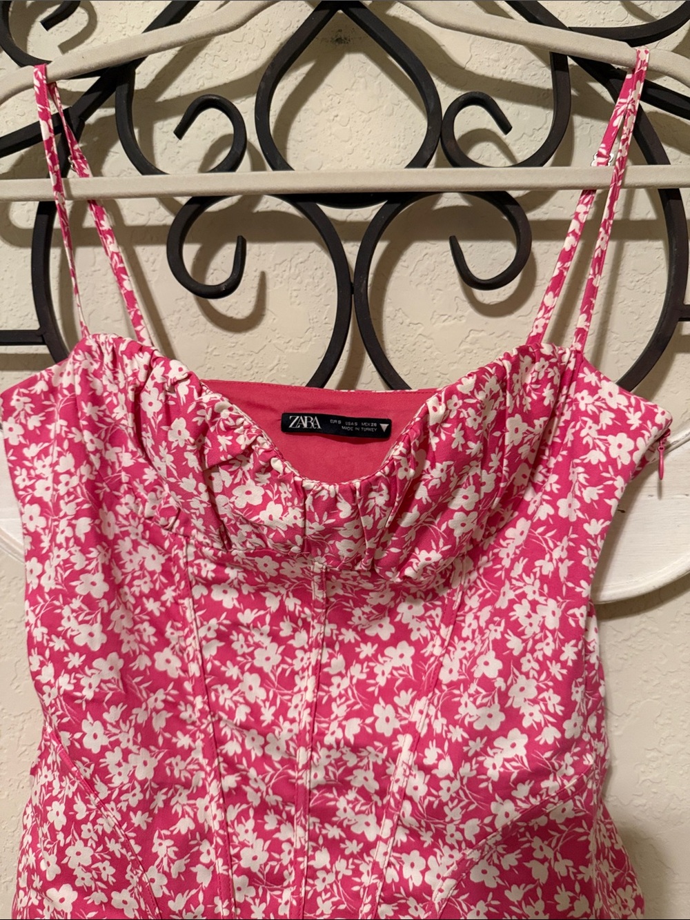 Zara Pink and White Floral Bodysuit - Picture 2 of 6